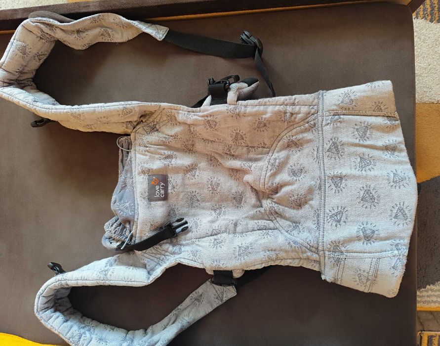 Ергономична раница Love end Carry