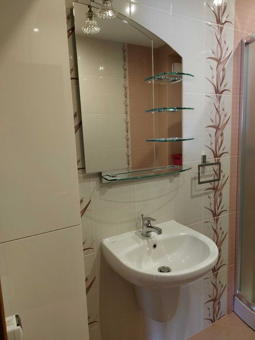 Дава се под наем Двустаен апартамент в Враца, Река Лева - 78 кв.м за 357 € - Снимка #10