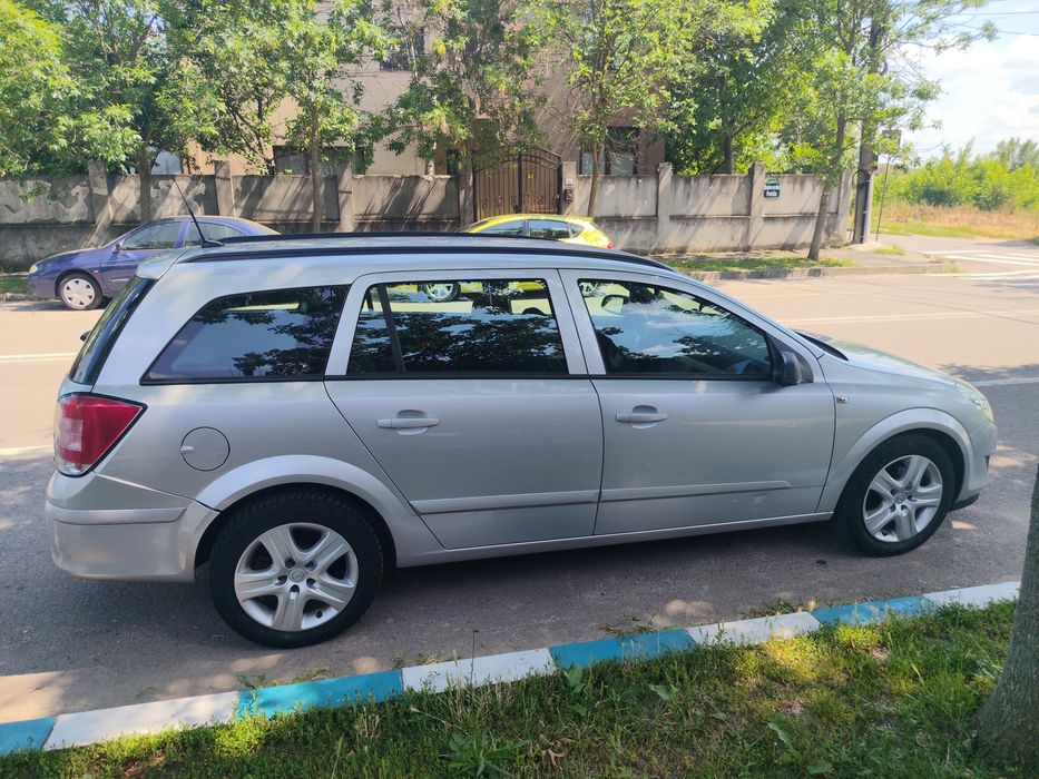 OPEL Astra 2009 — imagine 5