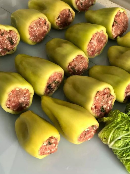 Somsa, xonim, manti xamirlari sotiladi.