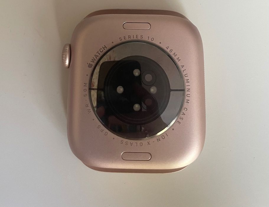 Apple Watch Series 10 S10 46mm Rose Gold – като нов, неразопаковано зарядно