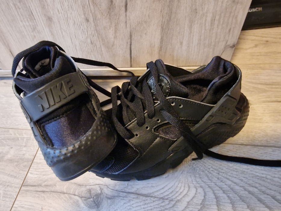 Маратонки Nike, номер36.5