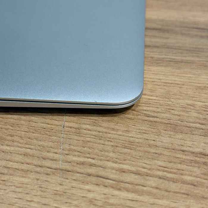 MacBook Air 13 2017 i5 SSD 500GB RAM 8GB Silver - GARANTIE 12 LUNI | TrueGSM