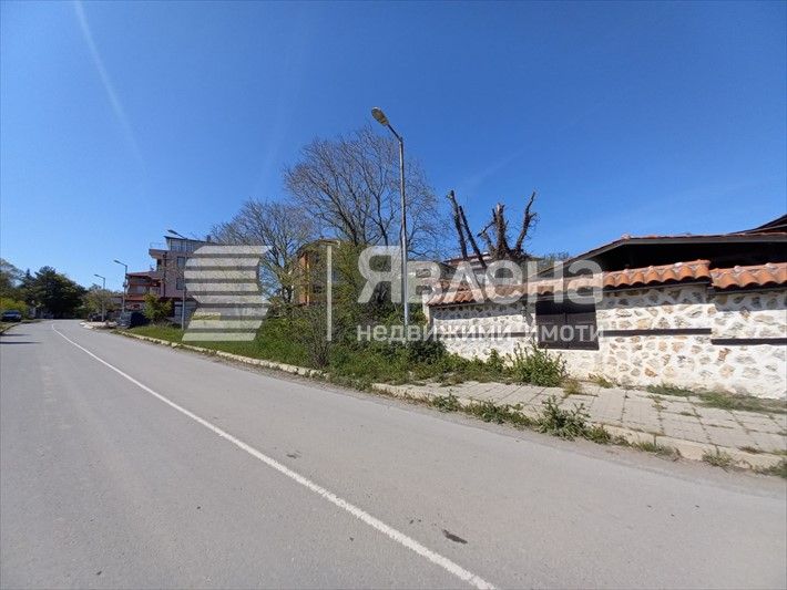 Продава се Парцел в Царево - 524 кв.м за 241 €/кв.м - Снимка #2