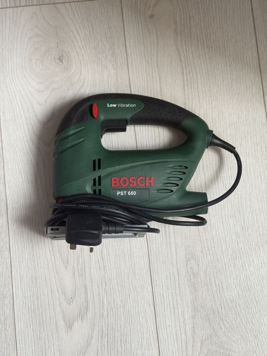 Fierastrau soricel pendular bosch PST 650