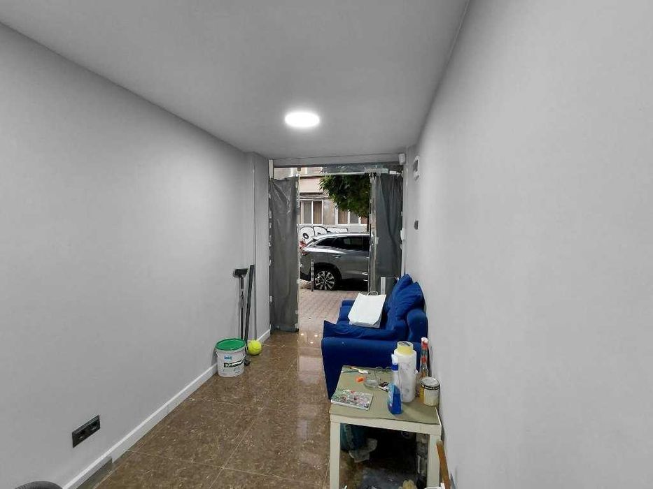 Дава се под наем Магазин в София, Център - 18 кв.м за 350 € - Снимка #9