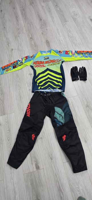 Echipament enduro plus casca Acerbis