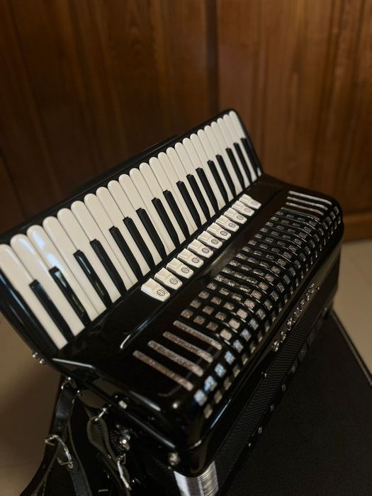 Acordeon Italian 120basi