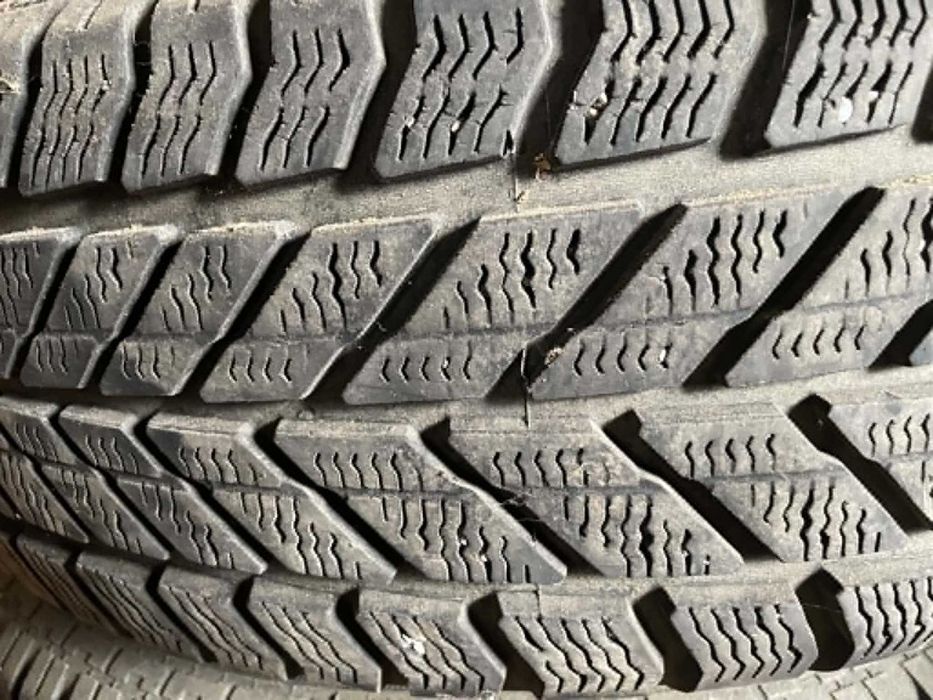 Roti (cauciucuri+jante) iarna Tristar 235/65 R17