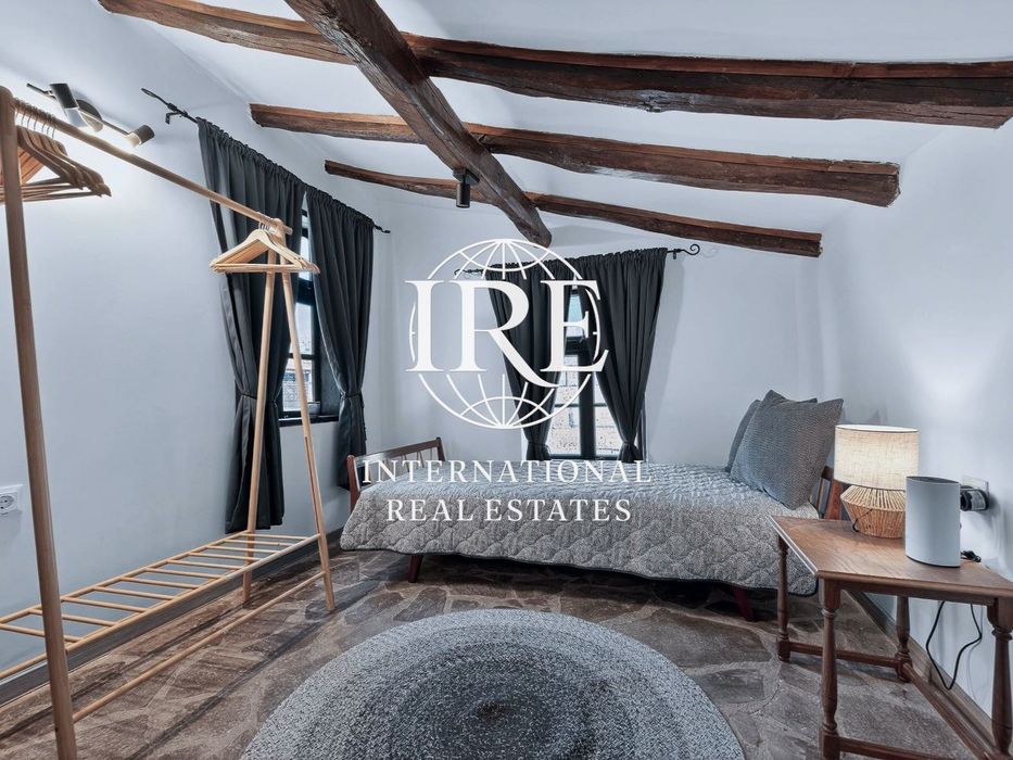 International Real Estates (IRE) представя: Едноетажна къща, тип хаси