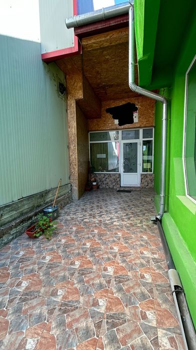 Spațiu de vanzare