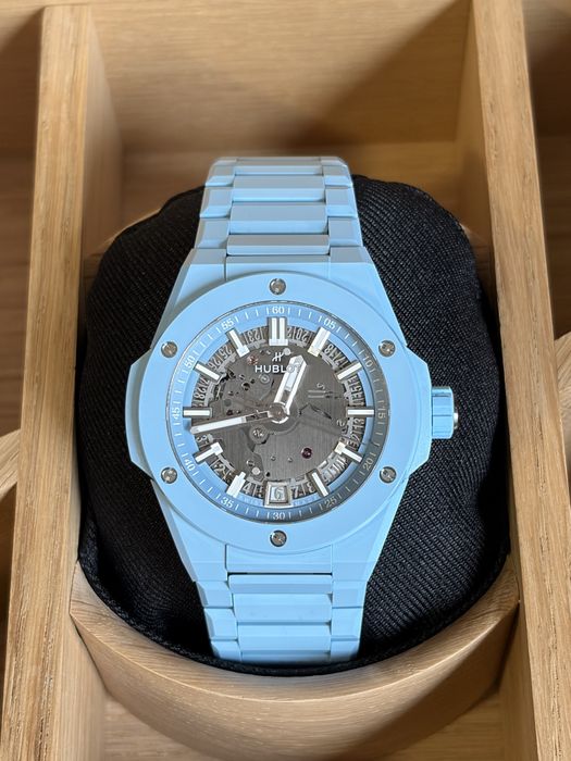 Hublot Big Bang Integrated Ceramic 035/200 Limited Edition