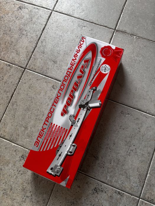 Стеклоподемник нива