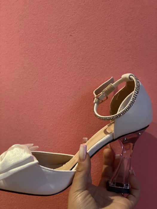 Pantofi catifea cu toc dama NOI