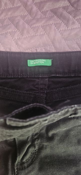 Черни панталонки Benetton