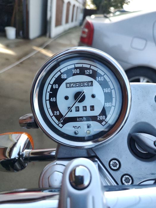 Vând BMW R1200C  Cruiser