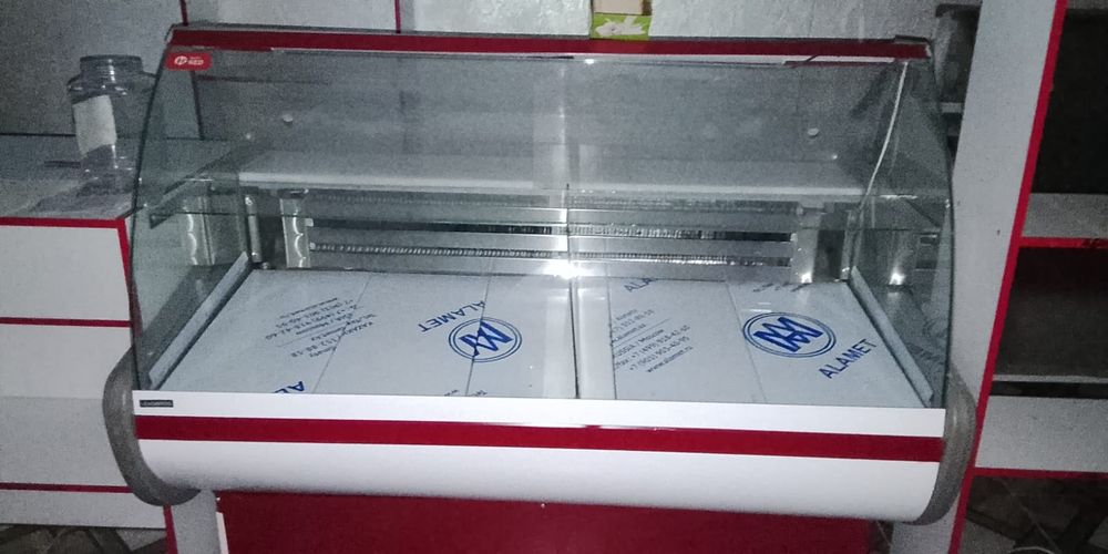 Холодильники в магазин