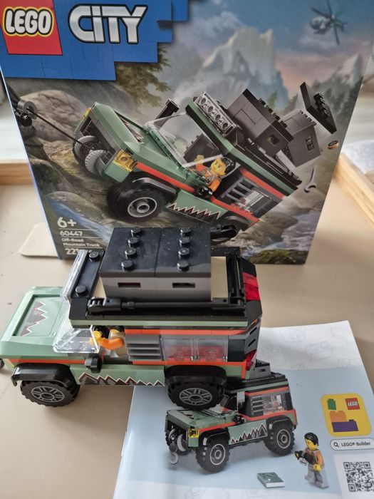 LEGO® City - Camioneta 4x4 off-road 60447, 221 piese
