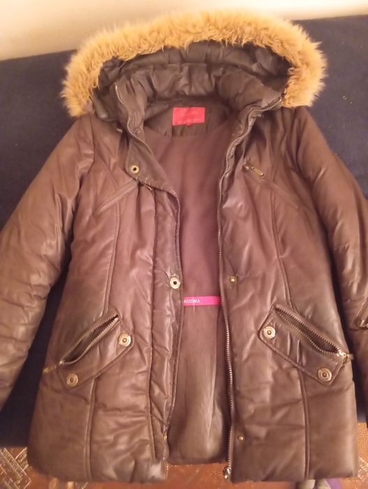 Продаю жен.куртку.размер -44-46.цена  65 т.