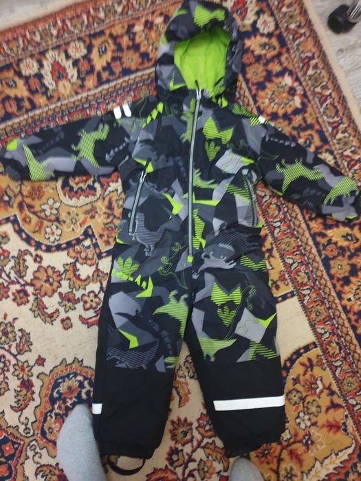 Продам комбенизон для мальчика