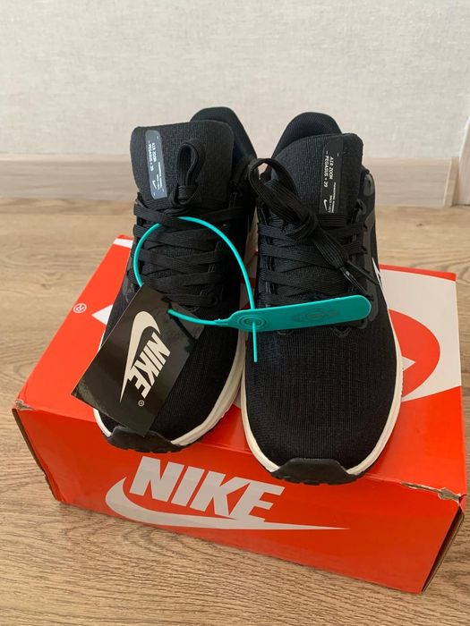Продам кросовки Nike