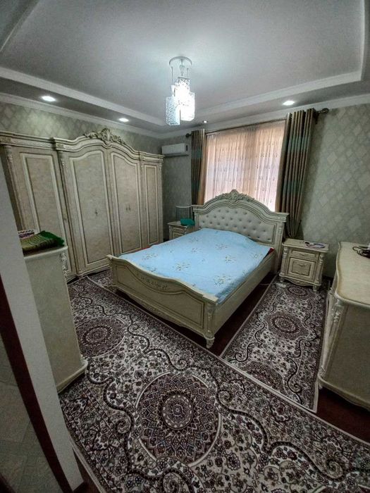 Частный дом ,шесть соток,для большой семьи.