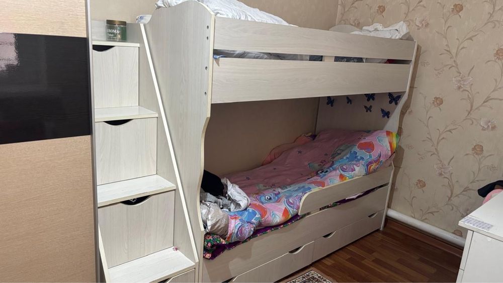 Даухъярустная кровать