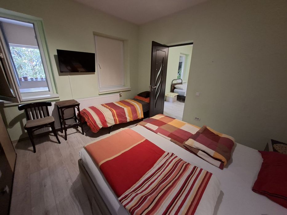 2 camere la casă regim hotelier centru Călărași max. 6 persoane