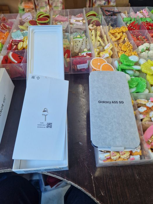 Samsung A55.  8/256GB. Umuman qrchilgan joyi yoʻq  bir odam ishlatgan