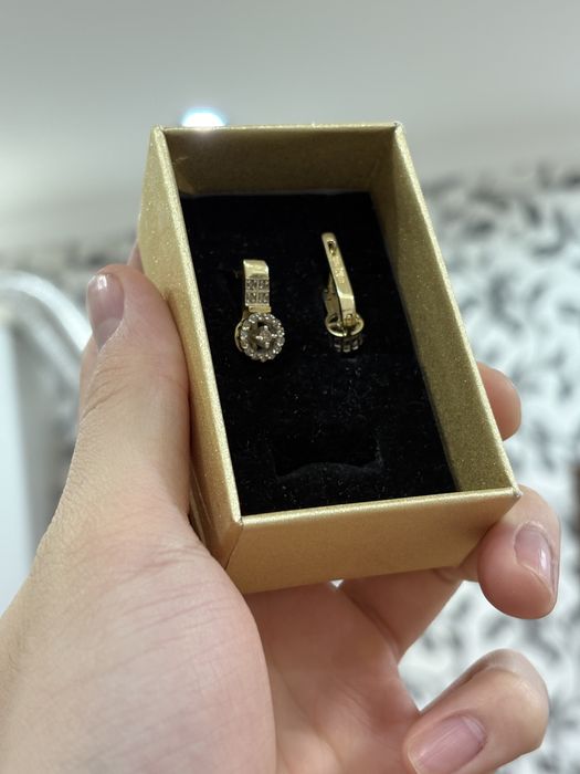 Сережки золотые