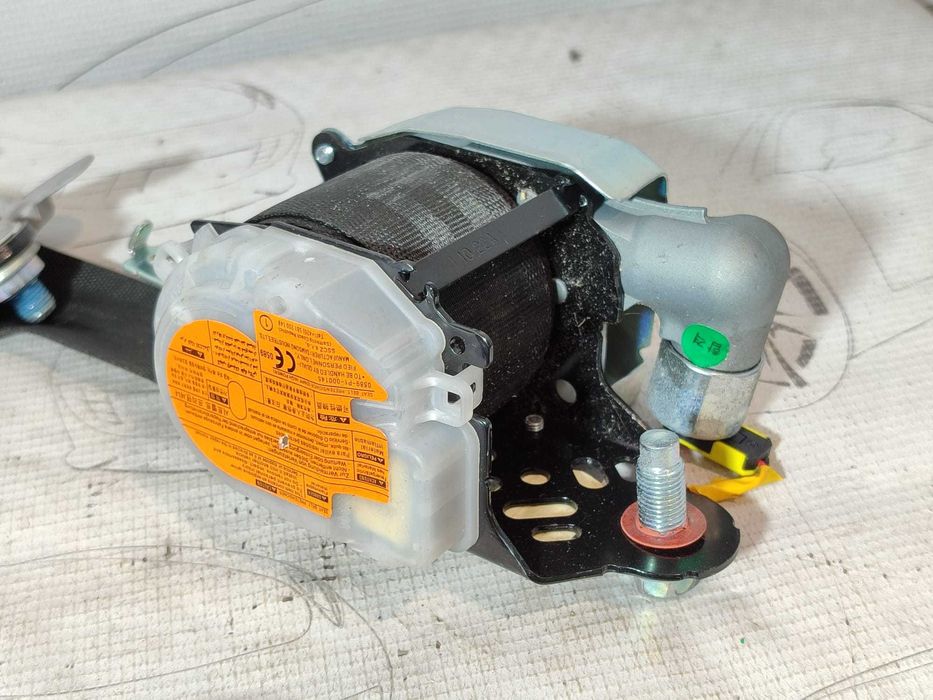 Centură de siguranță față stânga Hyundai i40 2011-2019 2015 1.7 CRDi Cod OEM: 888103Z000 (5E3)