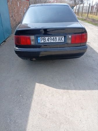 Продавам Audi 100