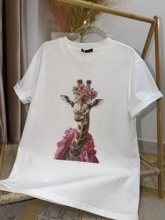 Женские футболки