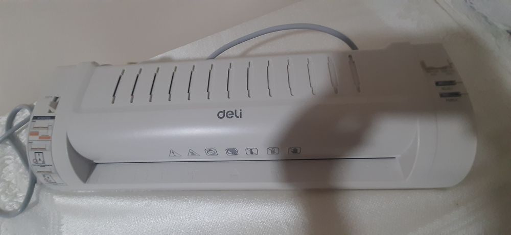 Ламинатор сотилади