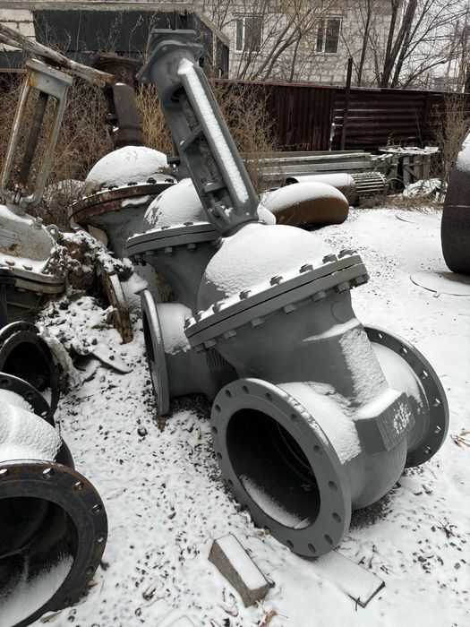 Задвижки стальные ДУ400 РУ16