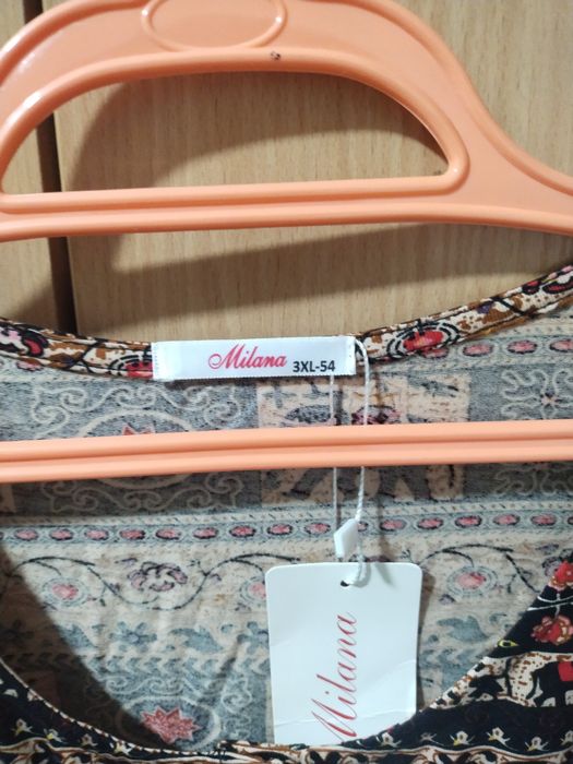 Продам платья платья