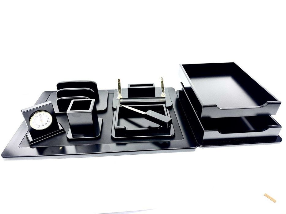 Настолни набор для дректирски