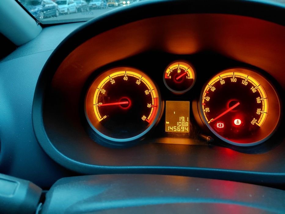 Vinzare Auto OPEL Corsa