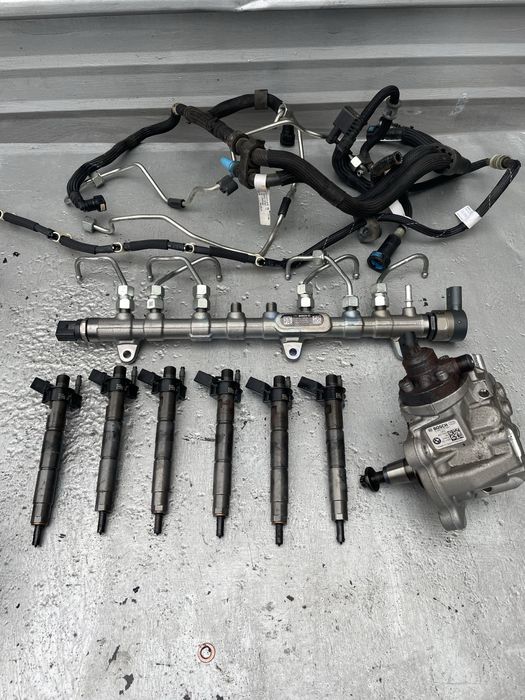 Комплект горивна система дюзи/ рейл/ ГНП БМВ 3.0д, 265кс (diuzi bmw )