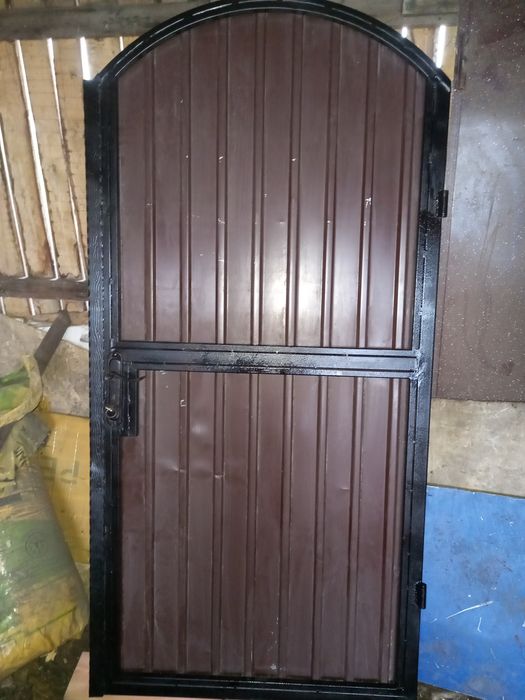 Продам б.у ворота.