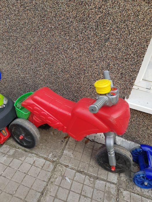 Детско моторче с три гуми  и кола-кракомобил