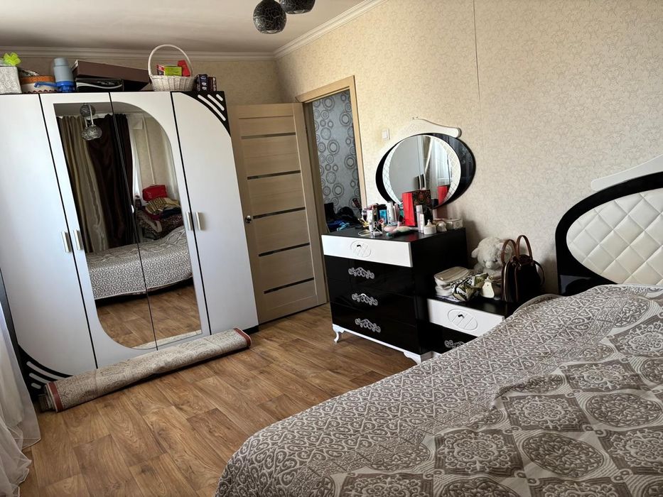 Продам 3-х комнатную квартиру