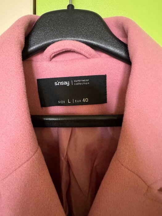 Ново и комфортно дамско палто, размер L