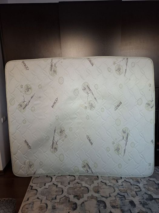 Матрас 170 на 200  б/у