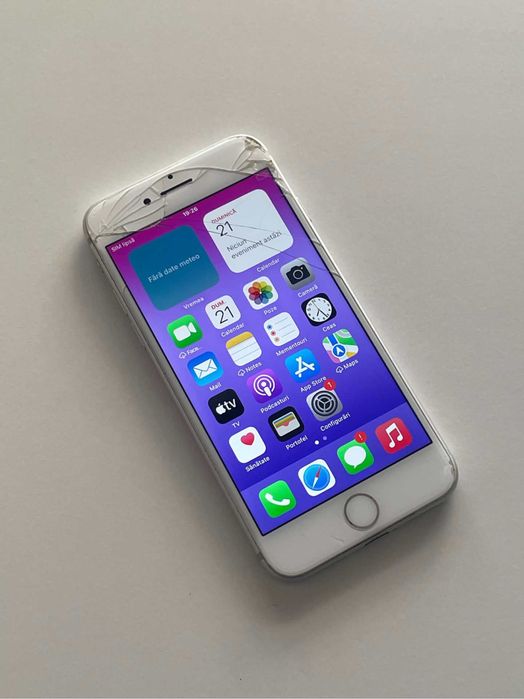 Iphone 8 alb.