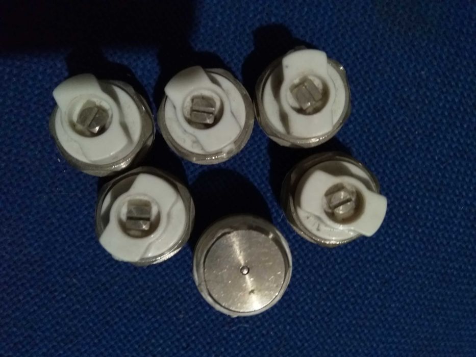 Продам кран Маевского