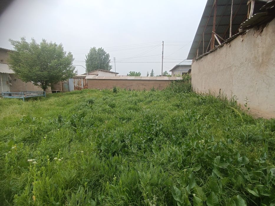 Azadbashda Uchastka 8sotix yolga yaqin