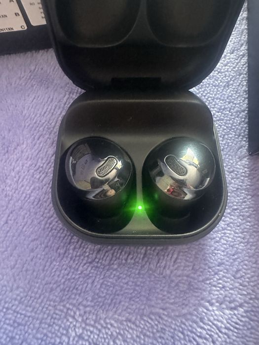 Безжични слушалки Samsung Galaxy Buds Pro