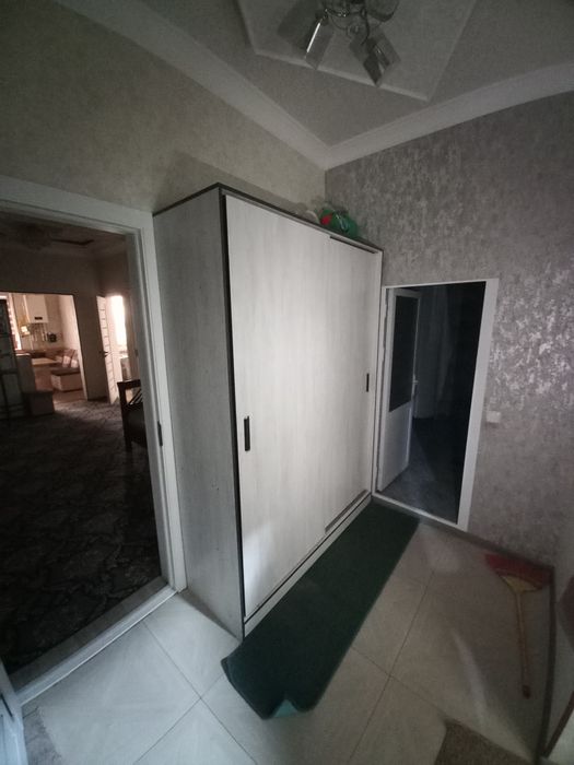 Новастройка 3 хона 9 этаж Вокзалда жойлашган.Агентство