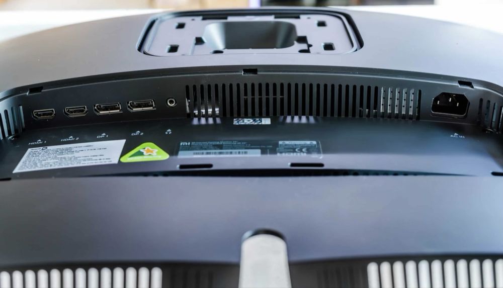 Xiaomi Mi 34” 21:9 144Hz 3440x1440 Монитор